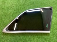 Стекло заднего крыла