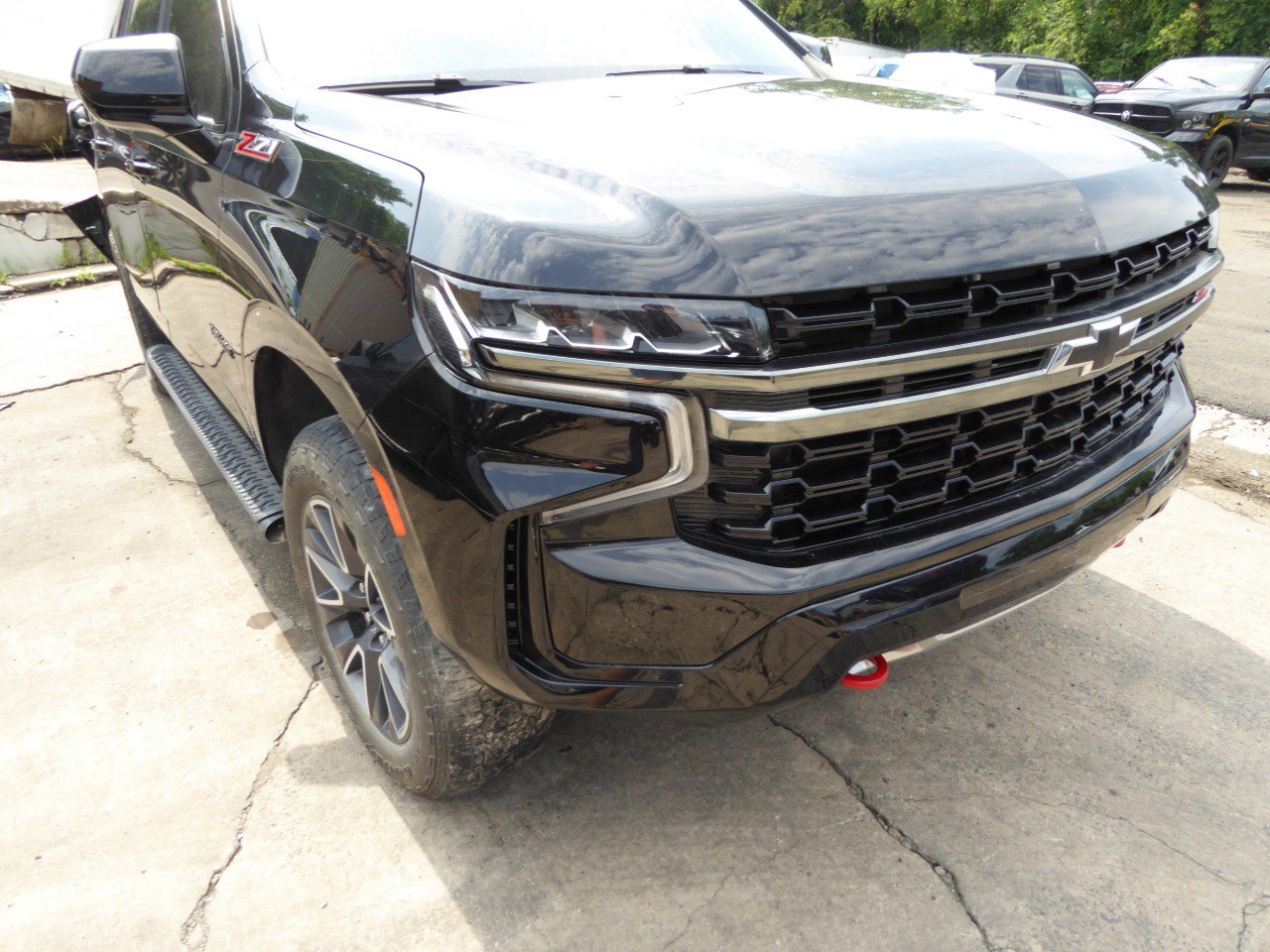 AT25 Chevrolet Tahoe 2021 1GNSKPKD6MR415389