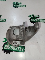 Кронштейн опоры двигателя