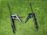 Петля капота