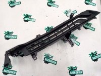 Направляющая шторки багажника