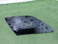 Стекло заднего крыла