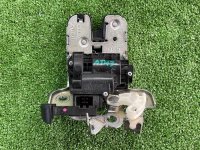 Замок багажника