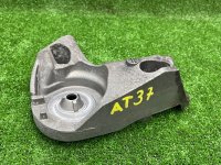 Кронштейн компрессора кондиционера