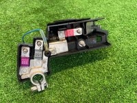 Клемма аккумулятора плюсовая