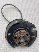 Кулак поворотный