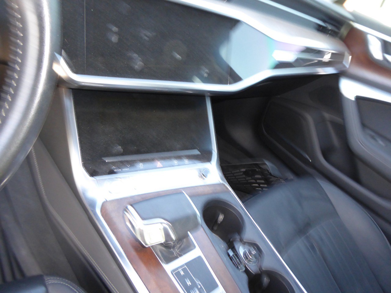 2019 AUDI A6 WAUL2AF29KN041400
