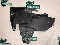 Кронштейн замка двери