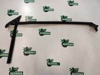 Уплотнитель стекла двери