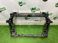 Передняя панель