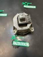 Подушка двигателя