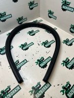 Уплотнитель капота