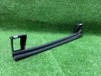 Направляющая стекла двери