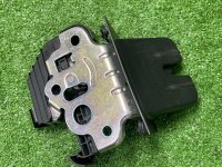 Замок багажника