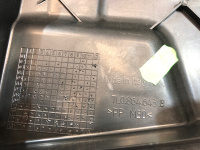 Porsche / Cayenne / Крышка короба аккумулятора