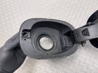 Porsche / Cayenne / Лючок топливного бака