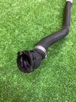 BMW / X5 / Патрубок системы охлаждения