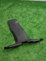 Audi / Q5 / Накладка стойки