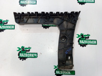 Audi / A6 / Кронштейн бампера