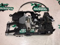 BMW / 5-Series / Кронштейн ручки двери