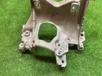 Audi / A5 / Кронштейн двигателя
