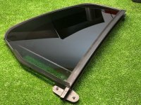 Volkswagen / Golf / Стекло двери (форточка)