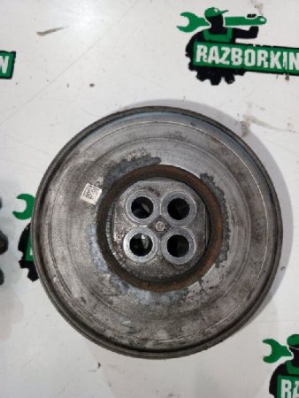 Mercedes-Benz / E-Class / Шкив коленвала