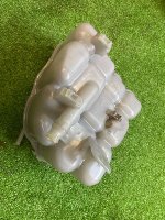 Volkswagen / Touareg / Бачок расширительный Volkswagen / Touareg / Бачок расширительный