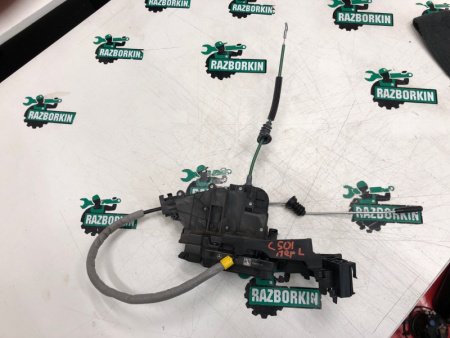 Mercedes-Benz / GLC 250d 4-matic / Замок боковой двери