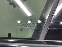 BMW / 7-Series / Дверь боковая