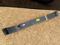 BMW / M6 / Усилитель бампера