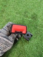 Volkswagen / Touareg / Замок ремня безопасности