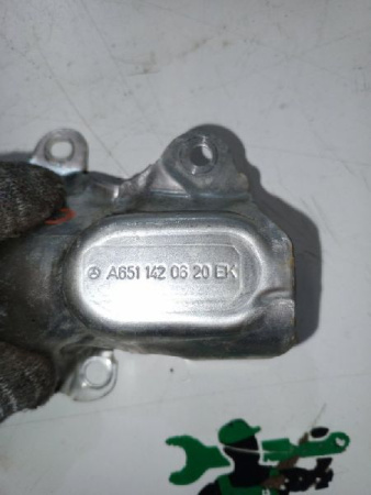 Mercedes-Benz / GLC 250d 4-matic / теплозащитный экран