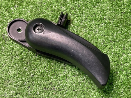 BMW / M6 / Ручка открытия капота