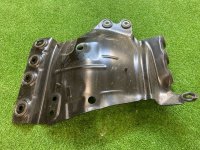 Audi / Q8 / Усилитель