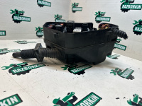 Volkswagen / Touareg / Блок предохранителей