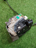 Audi / A5 / Замок двери комплект