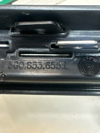 Volkswagen / Golf / Решетка радиатора