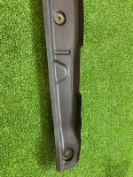 Audi / A6 / Пыльник крыла