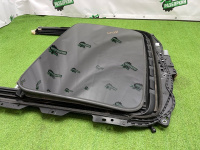 Audi / A4 / Люк сдвижной