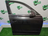 Audi / Q5 / Дверь боковая