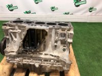 Volvo / S60 / Блок цилиндров