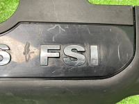 Volkswagen / Touareg / Декоративная крышка двигателя