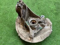 BMW / X1 / Кулак поворотный