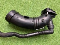 Audi / A6 / Патрубок интеркулера