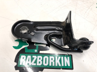 Mercedes-Benz / GLC 250d 4-matic / Крепление сиденья