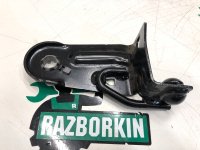 Mercedes-Benz / GLC 250d 4-matic / Крепление сиденья