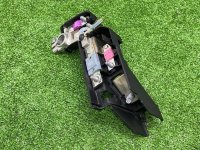 Audi / A7 / Клемма аккумулятора