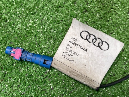 Audi / A6 / Камера переднего вида
