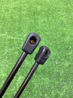 Audi / Q7 / Амортизатор двери багажника